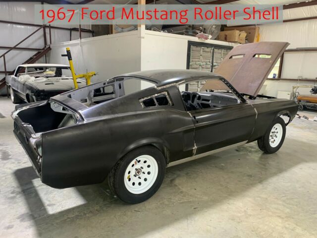 Ford Mustang 1967 image number 12