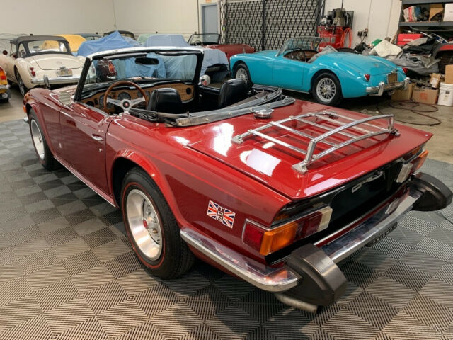 Triumph TR-6 1976 image number 10