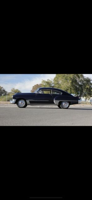 Cadillac Series 61 Fast Back / Club Coupe 1949 image number 17