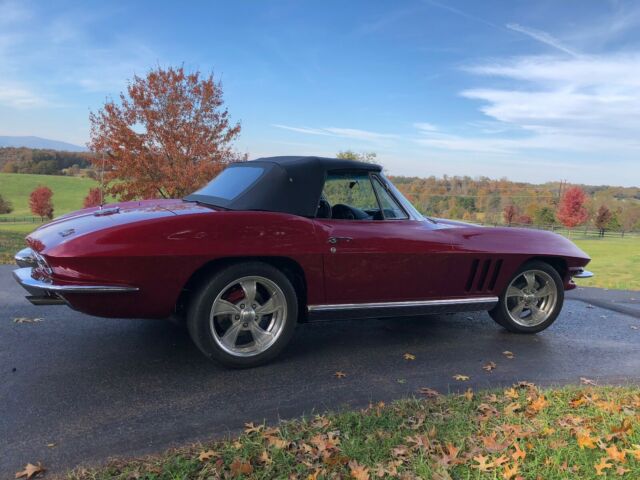 Chevrolet Corvette 1966 image number 1