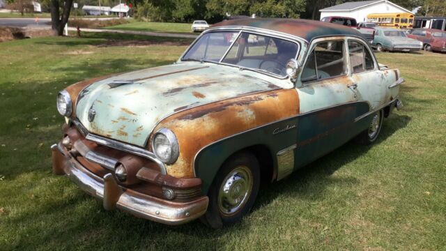 Ford Crestliner 1951 image number 0