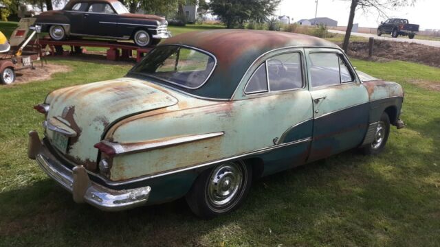 Ford Crestliner 1951 image number 4