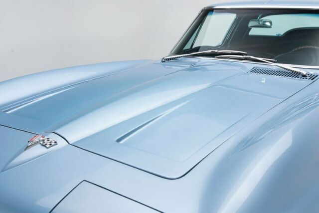 Chevrolet Corvette 1964 image number 15