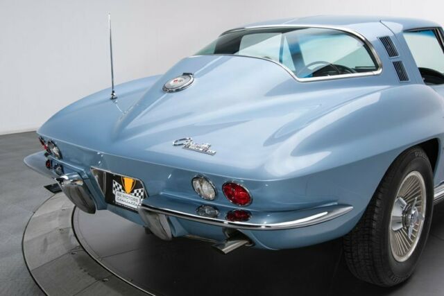 Chevrolet Corvette 1964 image number 21