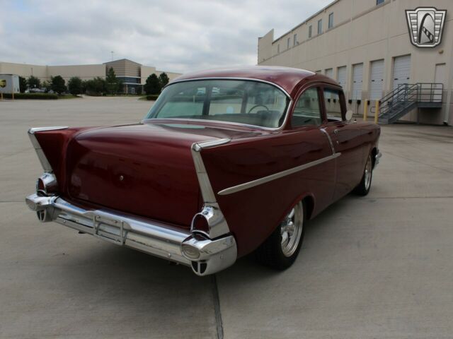 Chevrolet Bel Air/150/210 1957 image number 21