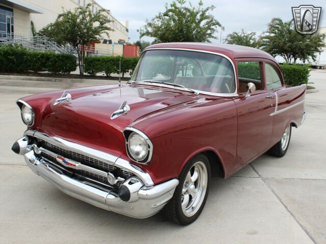 Chevrolet Bel Air/150/210 1957 image number 32