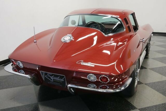 Chevrolet Corvette 1965 image number 12