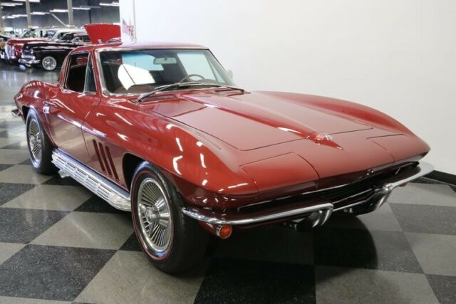 Chevrolet Corvette 1965 image number 17