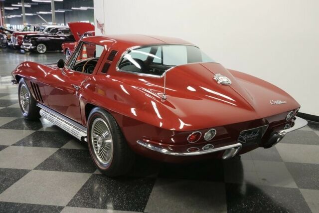 Chevrolet Corvette 1965 image number 33