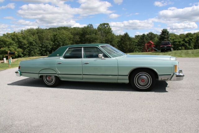 Mercury Grand Marquis 1977 image number 10