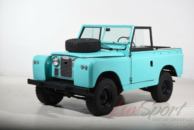 Land Rover Safari 1967 image number 34