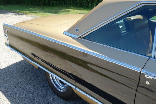 Chrysler 300 Series 1966 image number 44