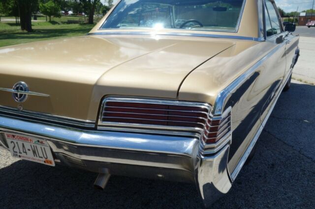 Chrysler 300 Series 1966 image number 47