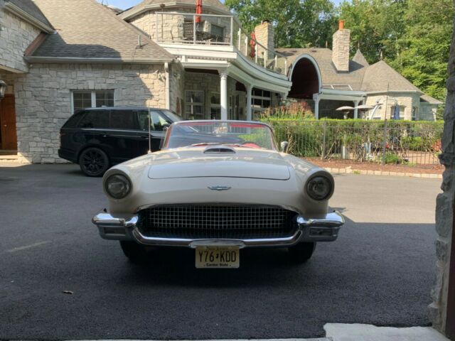 Ford Thunderbird 1957 image number 16