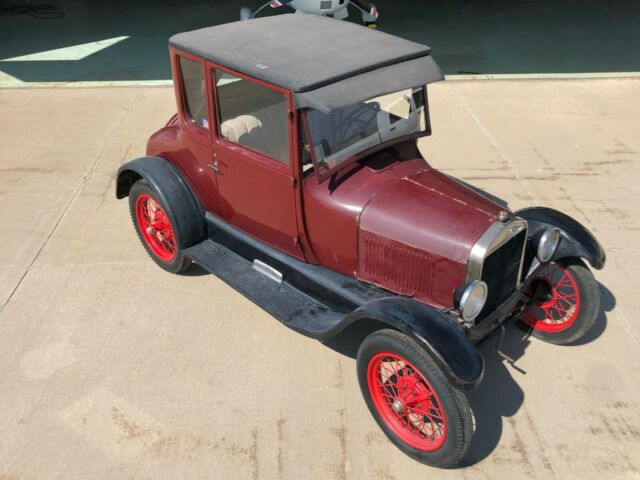 Ford Model T 1926 image number 23