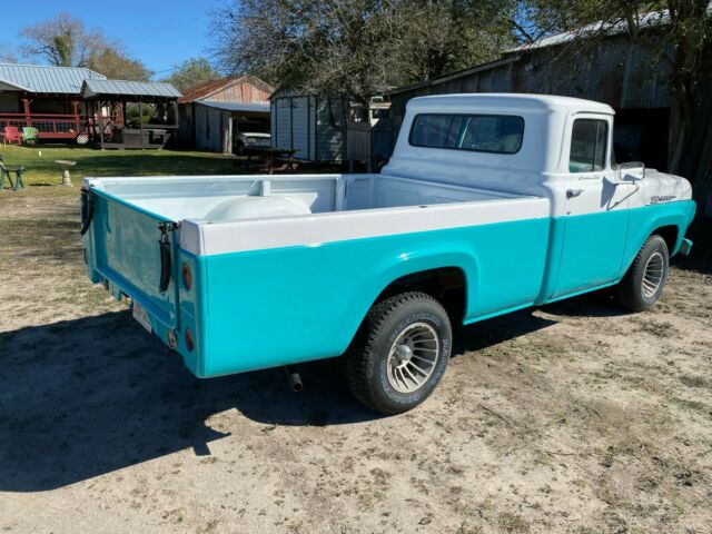 Ford F-100 1960 image number 9