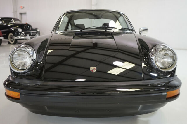 Porsche 911 1975 image number 25