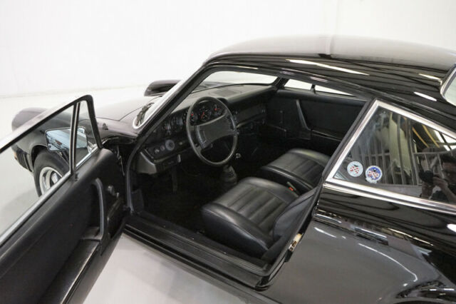 Porsche 911 1975 image number 34