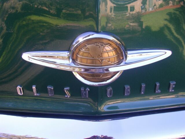 Oldsmobile Eighty-Eight 1950 image number 28