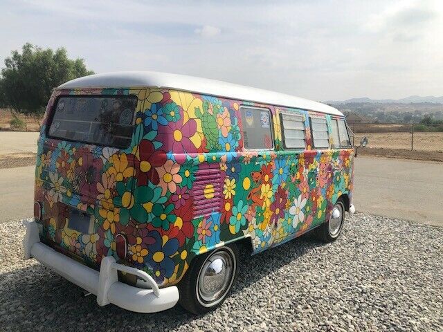 Volkswagen Bus/Vanagon 1963 image number 21