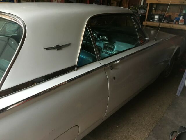 Ford Thunderbird 1962 image number 8