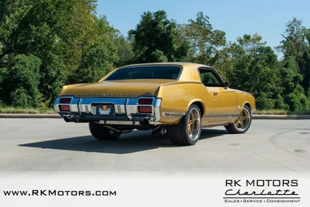 Oldsmobile Cutlass 1971 image number 3