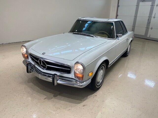 Mercedes-Benz SL-Class 1970 image number 3