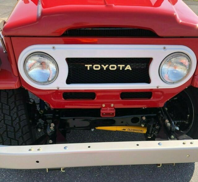 Toyota Land Cruiser 1978 image number 2