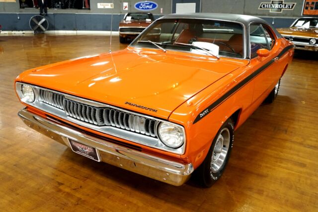 Plymouth Duster 1971 image number 13