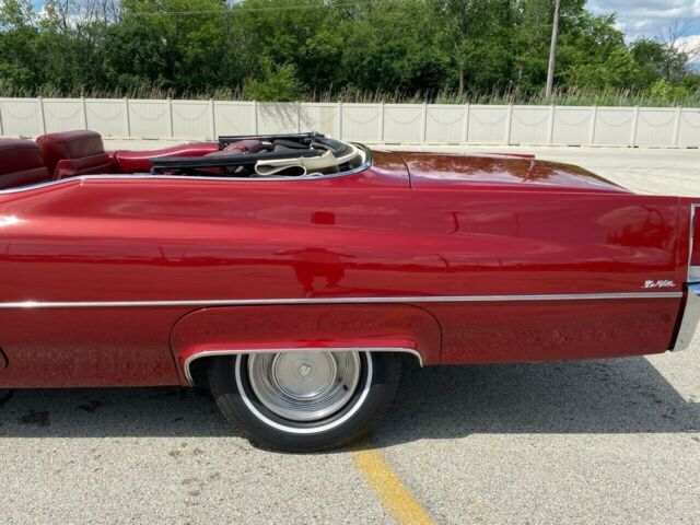 Cadillac DeVille 1969 image number 17