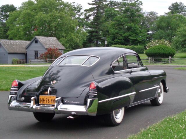 Cadillac Series 62 Club Coupe 14000 ORIGINAL MILES FASTBACK 1948 image number 0