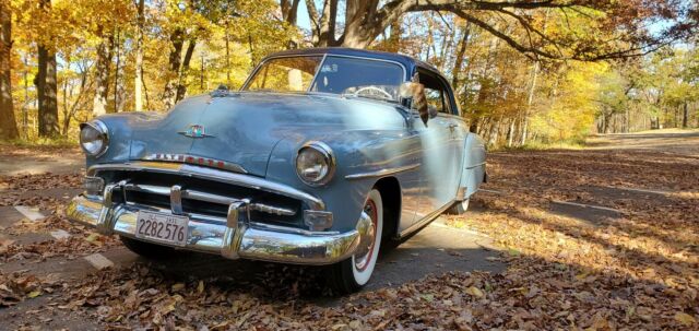 Plymouth Belvedere 1951 image number 2