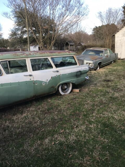 Ford Country Squire 1957 image number 7