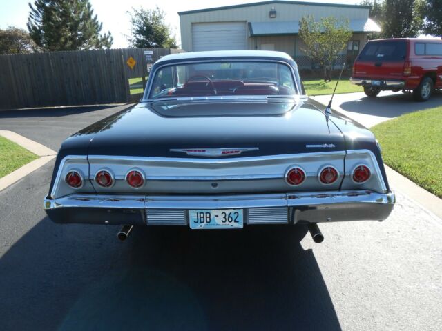 Chevrolet Impala 1962 image number 16