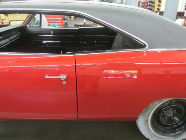 Dodge Charger 1968 image number 30