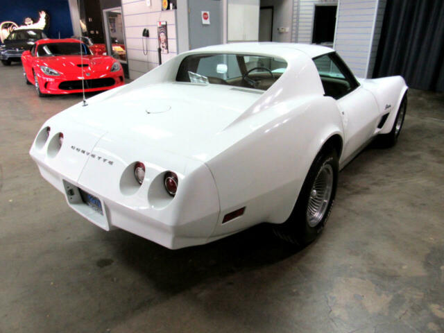 Chevrolet Corvette 1974 image number 28