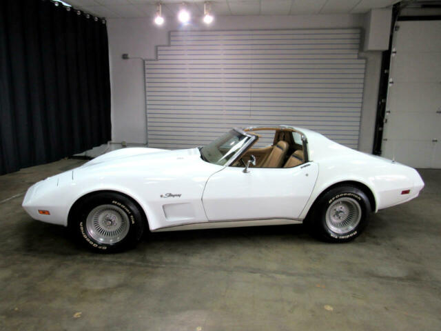 Chevrolet Corvette 1974 image number 41