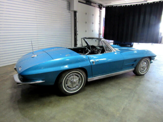 Chevrolet Corvette 1963 image number 11