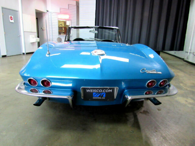 Chevrolet Corvette 1963 image number 18