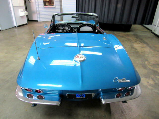 Chevrolet Corvette 1963 image number 19