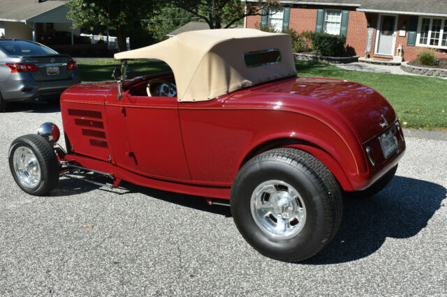 Ford Roadster 1932 image number 4