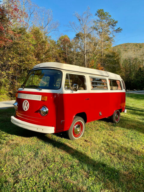 Volkswagen Bus/Vanagon 1973 image number 0