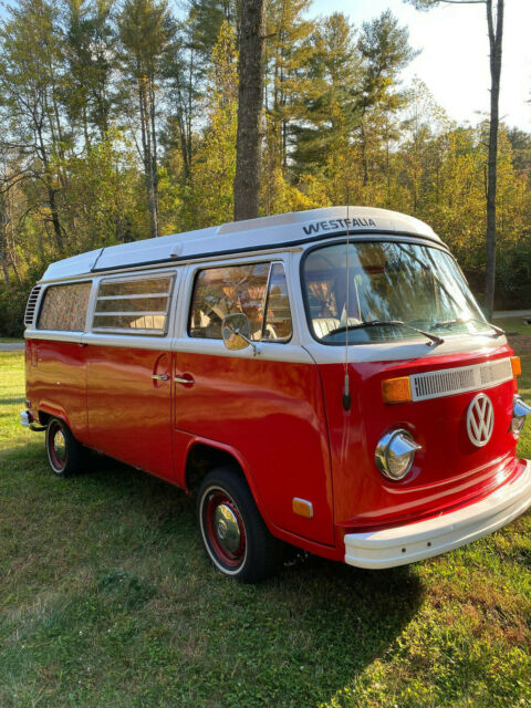 Volkswagen Bus/Vanagon 1973 image number 1