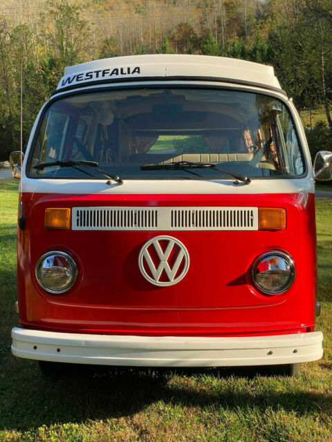 Volkswagen Bus/Vanagon 1973 image number 2