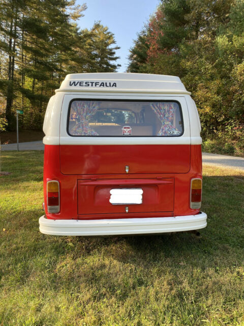 Volkswagen Bus/Vanagon 1973 image number 27