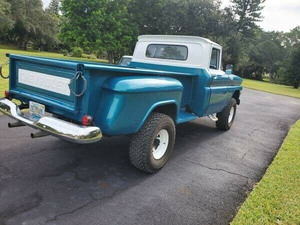 Chevrolet C/K Pickup 3500 1962 image number 1