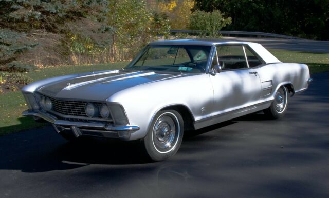 Buick Riviera 1964 image number 22