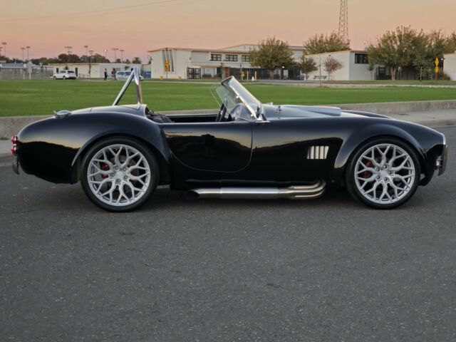 Shelby Cobra 1965 image number 24