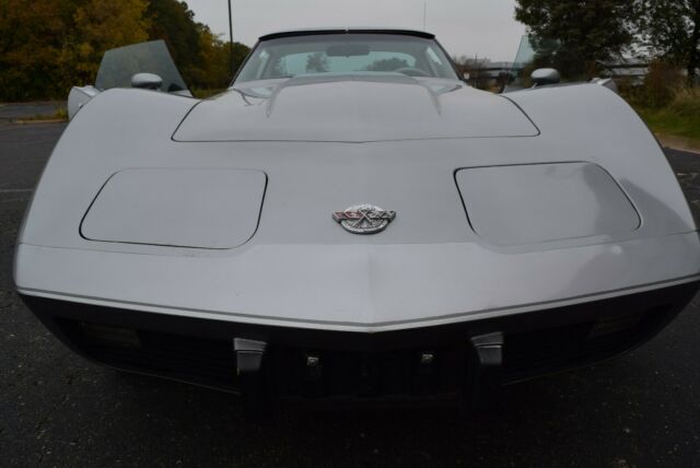 Chevrolet Corvette 1978 image number 43