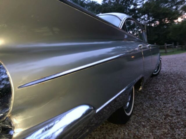 Buick Electra 1959 image number 12